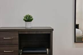 Host & Stay Standard Room, Sevenstay Apartments