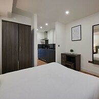 Host & Stay Standard Room, Sevenstay Apartments
