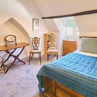 Host Stay St Radigunds House