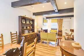 Host Stay St Radigunds House