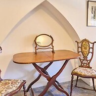 Host Stay St Radigunds House