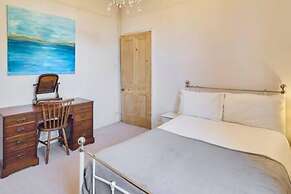 Host Stay Bellevue Road