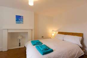 Host Stay Victoria Gardens