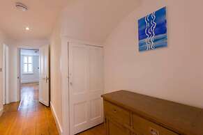 Host Stay Victoria Gardens