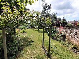 Host Stay The Bell House