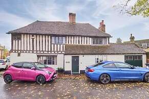 Host Stay The Bell House