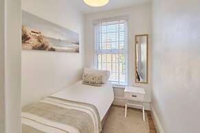 Host Stay Grosvenor Hill