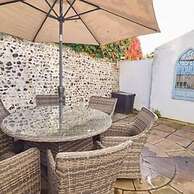 Host Stay Grosvenor Hill