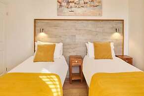 Host Stay Grosvenor Hill