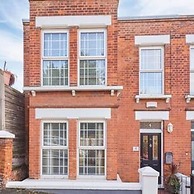 Host Stay Grosvenor Hill