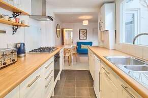 Host Stay Sparrows Nest