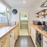 Host Stay Sparrows Nest