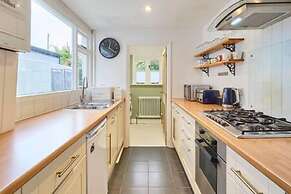 Host Stay Sparrows Nest