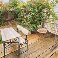 Host Stay Sparrows Nest