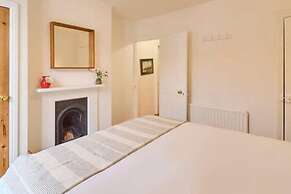 Host Stay Sparrows Nest