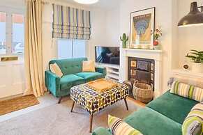 Host Stay Sparrows Nest