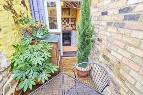 Host Stay Ethelbert Cottage