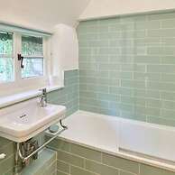 Host Stay Bere Cottage