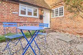 Host Stay Bere Cottage