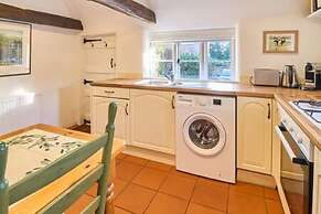 Host Stay Bere Cottage