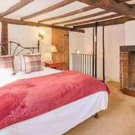 Host Stay Bere Cottage