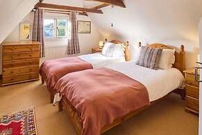 Host Stay Bere Cottage