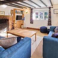 Host Stay Bere Cottage