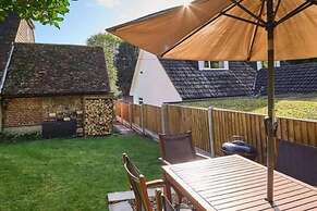 Host Stay Bere Cottage