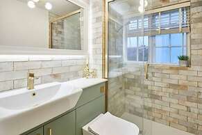 Host Stay Bentley Wynd