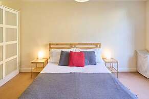 Host Stay Bingley Court