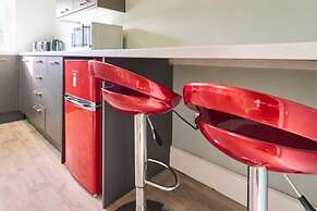 Host Stay Westbrook Road