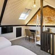 Host Stay Penny Farthing Cottage