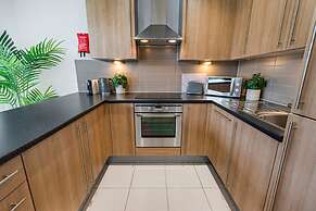 Host Stay Eden Square Retreat