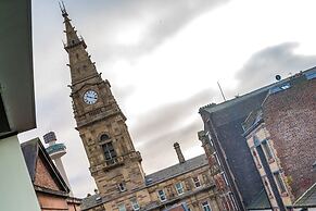 Host Stay Eden Square Retreat