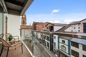 Host Stay Eden Square Retreat