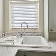 Host Stay Snoozy Goose