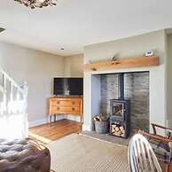 Host Stay Snoozy Goose