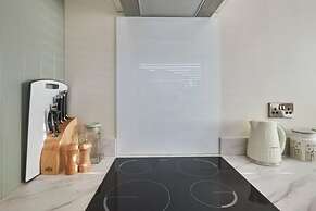 Host Stay Snoozy Goose