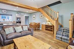 Host Stay Butterfly Cottage