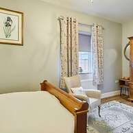 Host Stay Butterfly Cottage