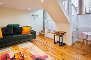 Host Stay Millers Coach House