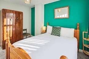 Host Stay St Mark s Close