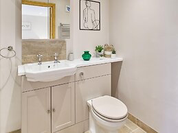 Host Stay Cobnut Barn