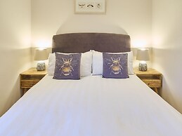 Host Stay Cobnut Barn