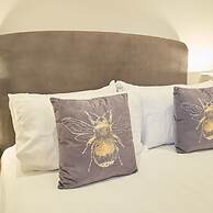 Host Stay Cobnut Barn