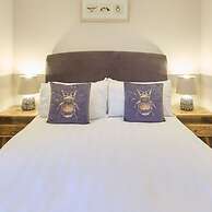 Host Stay Cobnut Barn