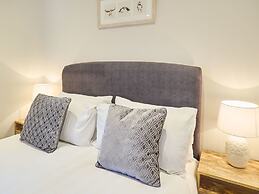 Host Stay Willow Barn