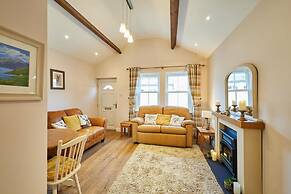 Host Stay Gas Light Cottage