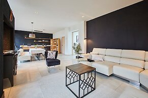 Host Stay Sleeper Cottage