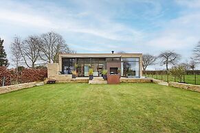 Host Stay Sleeper Cottage